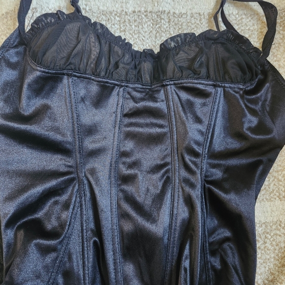 Natori Intimates Black Nylon-Polyester Lingerie - Picture 4 of 5
